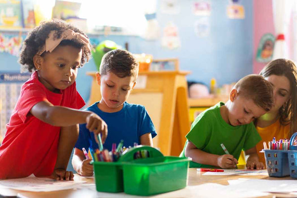 Reggio Emilia–Inspired Practice and the Weekly Programming and Reflection Diary