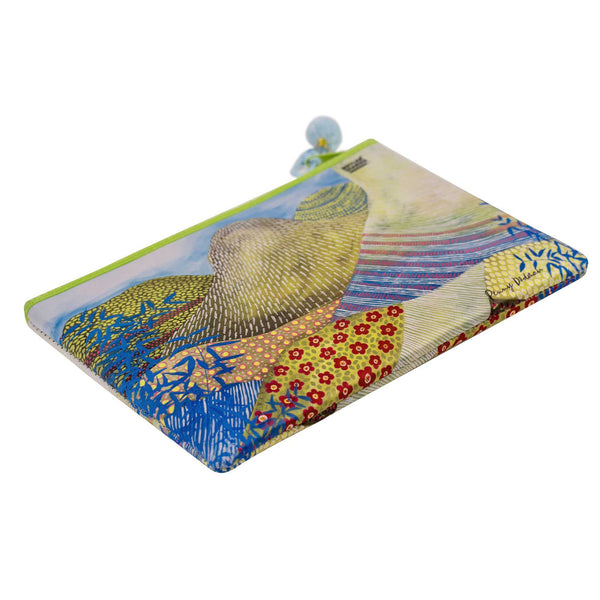 Spacious size with stunning artists artwork